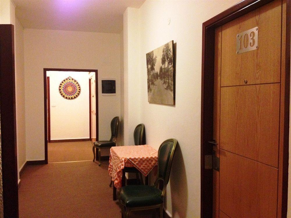 Embassy Hotel Бейрут Екстериор снимка